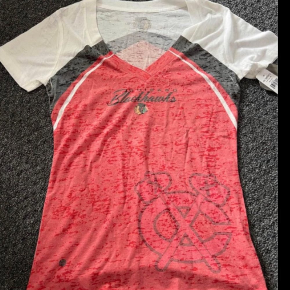 Woman’s blackhawks shirt